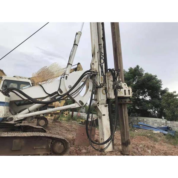 Italy Original Soilmec SR-60 SR-70 SR-80 R-516 R-622 Used Drilling Rotary Rig in Shanghai