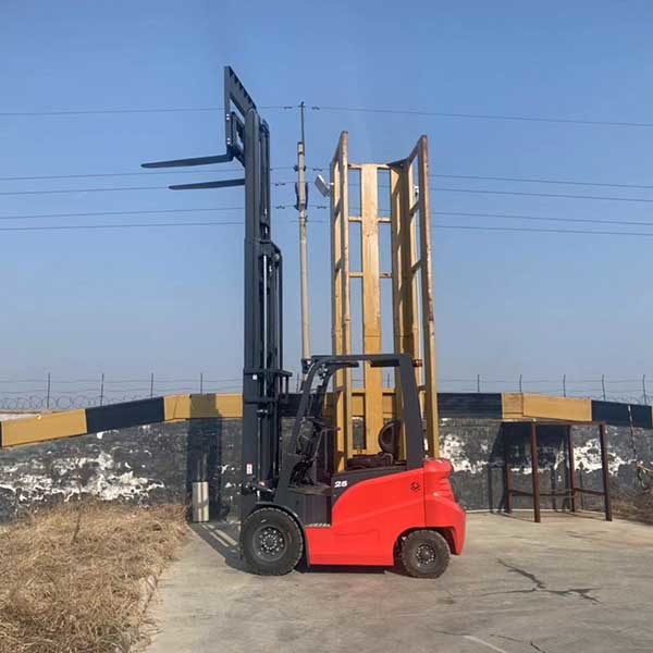 CPD25 2.5 T Electric Forklift 2500 Kgs Lead Acid Battery Forklift