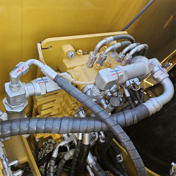 7 тонн использованная гусеничная экскаватор мини-картильяр 307D2 307E 307D 308 306