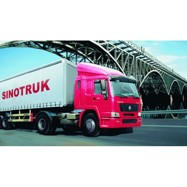 A7 Low Bed Semi Trailer Trucks , 4x2 Automatic Semi Truck 420HP