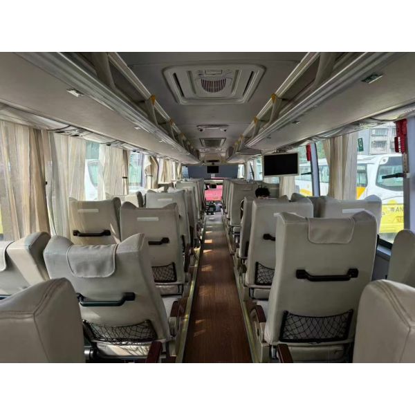 2017 -Made 46-Seat Second-Hand Diesel King Long Tourist Bus with Air Conditioning LHD Steering Position 243 kw Engine Power