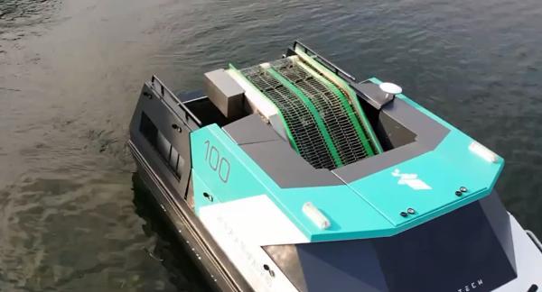 Radar Controlled Water Grass Cutting Boat Pond Harvester 24.7 Acres / Boat 480W