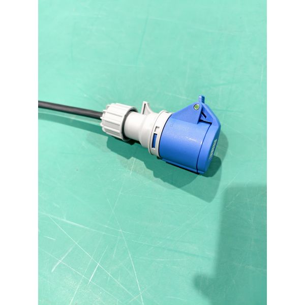 Sixpence New High Quality CEE Adapter Connector Customizable EV Charging Plug 32A Industrial BlueCEE to UK Plug with 0.3M Cable