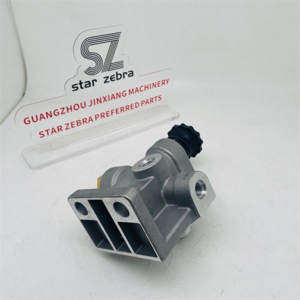 Supply High-quality Excavator SK140-8 FS1242 Fuel Supply Pump 32G62-02010 Diesel Fuel Pump Oil Water Separator for KOBELCO