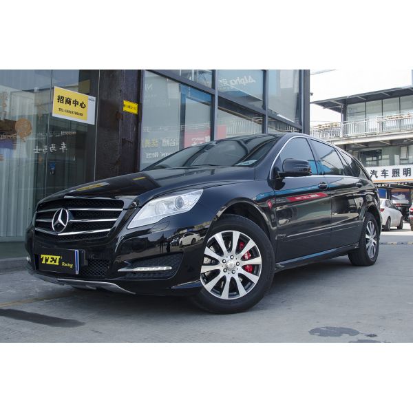 BBK Pour Mercedes Benz R350 6 étriers à piston avec 355 * 32mm rotor 18 pouces Kit de frein de roue