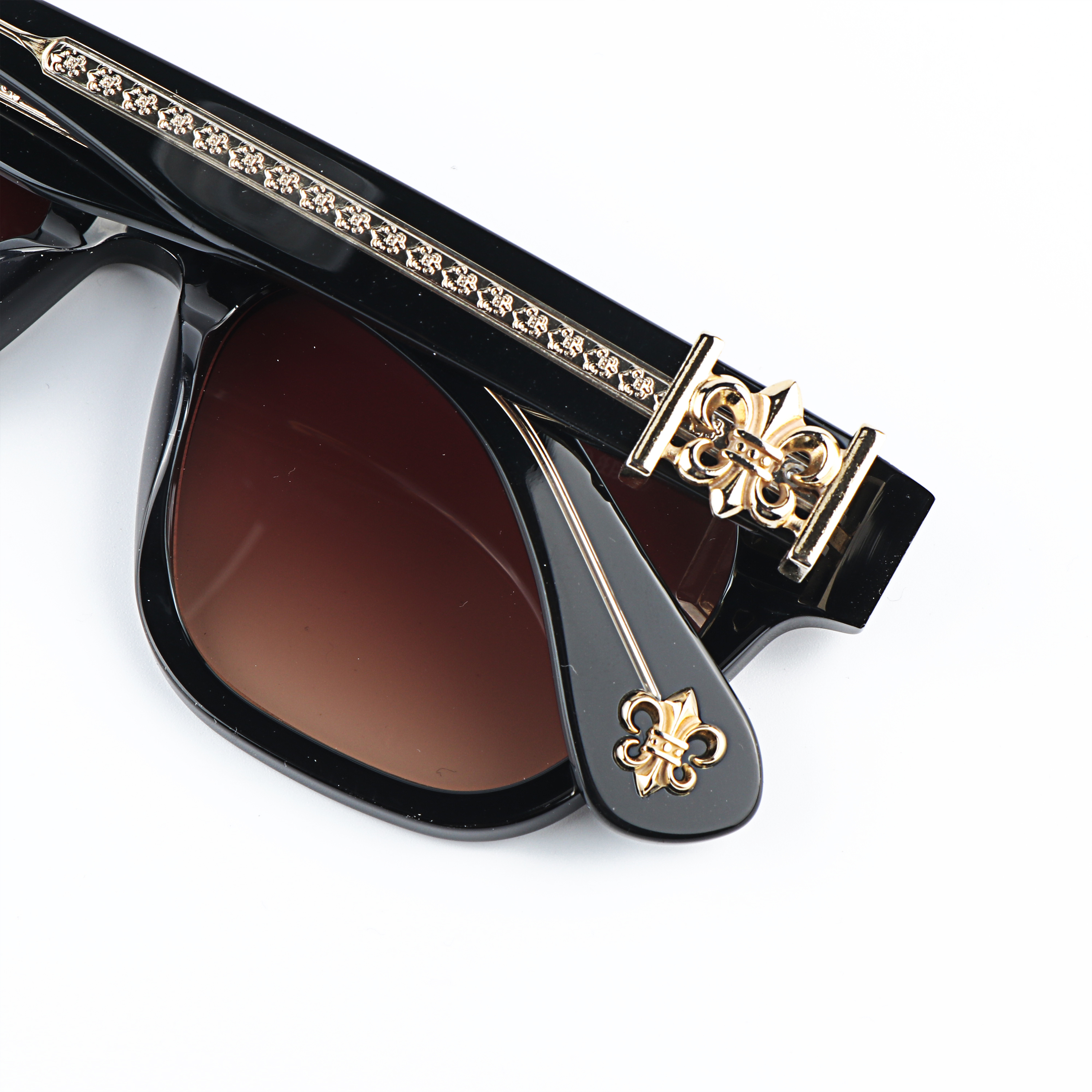 2026 New Designer Vintage Fall Travelling Parties Female Male Sun Glasses Elegant Anti Uv Festival Men Women Sunglasses Factory