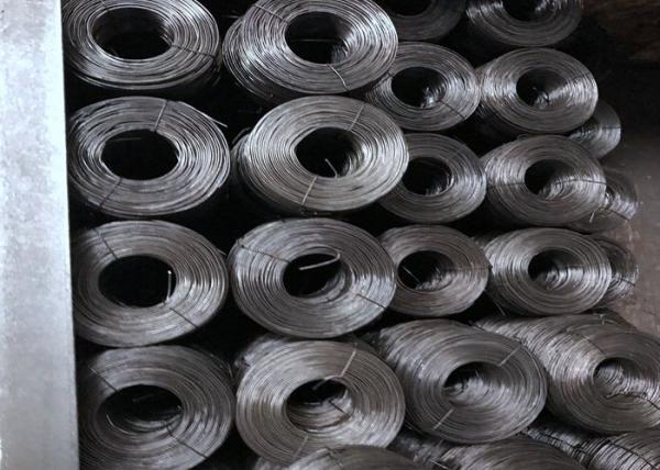 Anti Rust Double Loop 24 17GA round Rebar Tie Wire