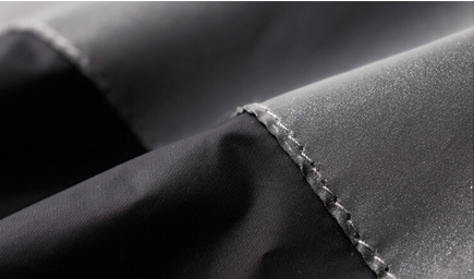 Multi Function Mens Outdoor Jacket , Contrast Color Built In Earphone Jacket