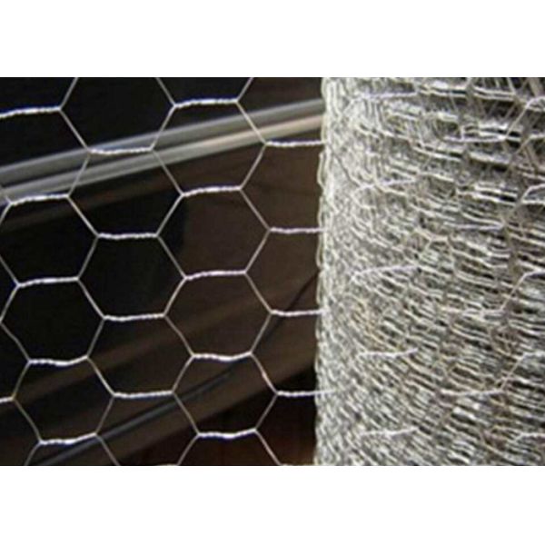 Chicken Poultry Farm Mesh Fencing PVC Coated For Protection OEM ODM Service