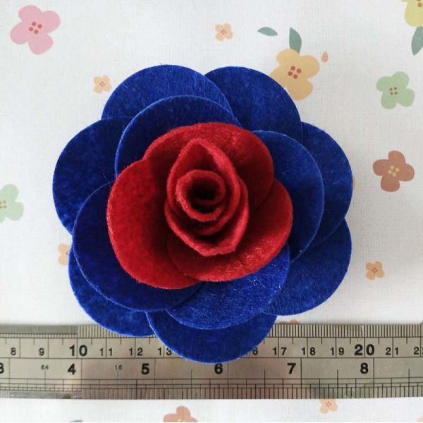 Beautiful Rose Fabric Daisy Flowers , Custom Fabric Flowers For Dresses