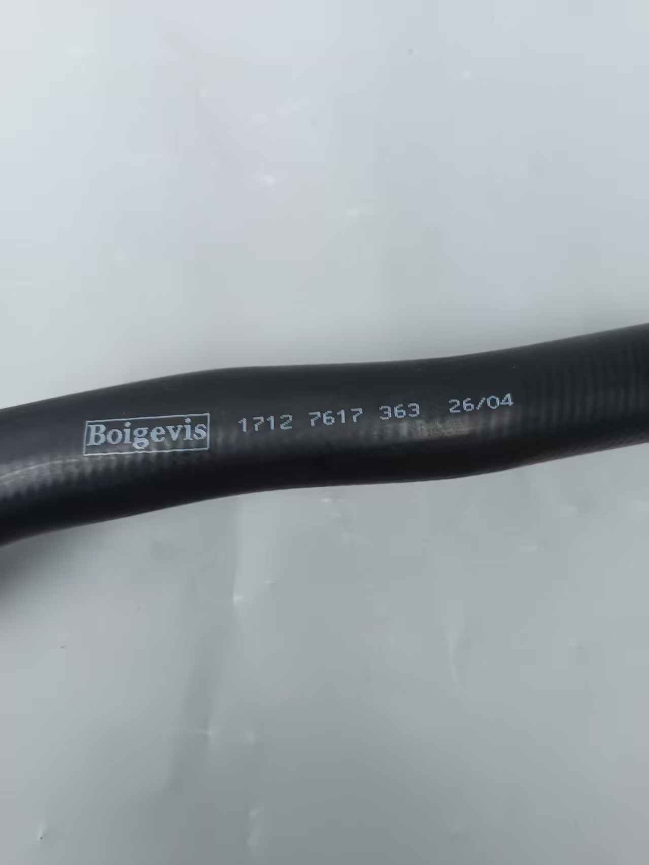 Best-selling water tank upper water pipe 1712 7617 363 for B47

