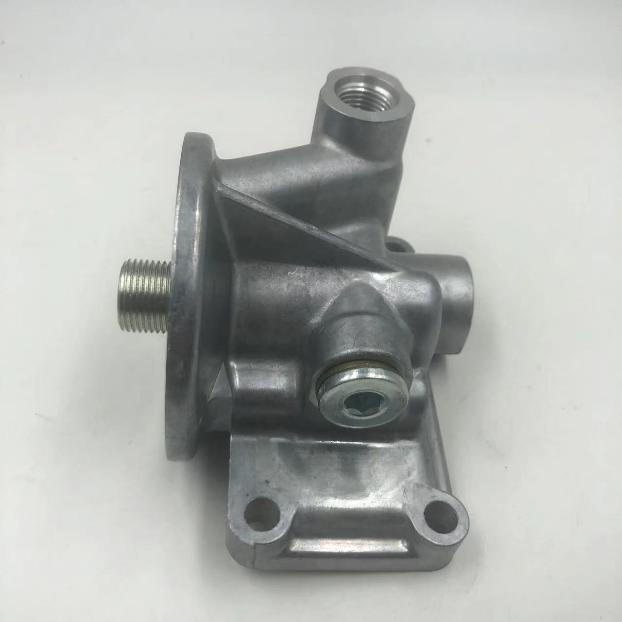 8-97129937-1 Isuzu 4JG1 Engine Oil Filter Mount Type 55