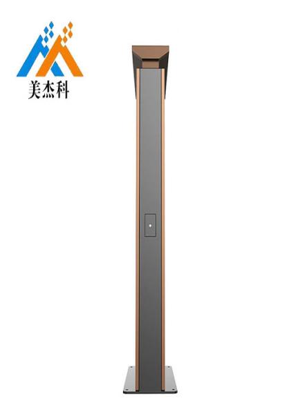 65 Inch Outdoor Digital Signage 2500 Nits Sunlight Viewable Advertising Stands