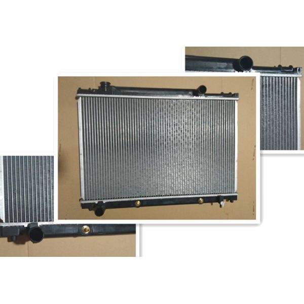 YXS10 Toyota Crown Radiator / Small Car Radiator For Auto Spare Parts