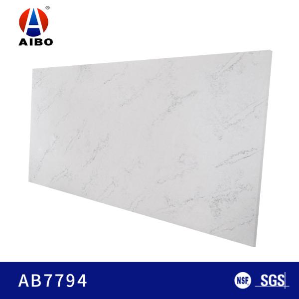 Pedra de quartzo de 18MM Calacatta para o revestimento e a cozinha da parede do quarto