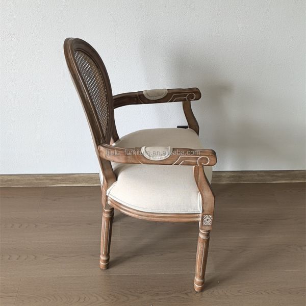Modern Design Style Nitrolacquer Finish French Vintage Style Customized Wood Dining Fabric Louis Armrest Chair for Event