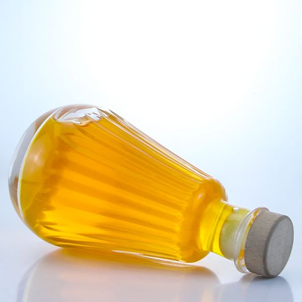 Round Glass Bottle with Cork Cap and Customized Logo for Rum Vodka Whisky Tequila Gin