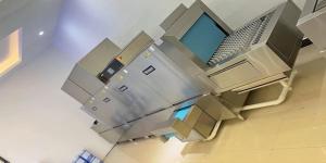 HZ-2400 Industrial Dish Washing Machine Freestanding Dishwasher Water Use ODM
