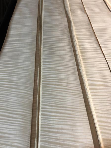 Maple Figured Veneer 0.45mm | LINGFENG