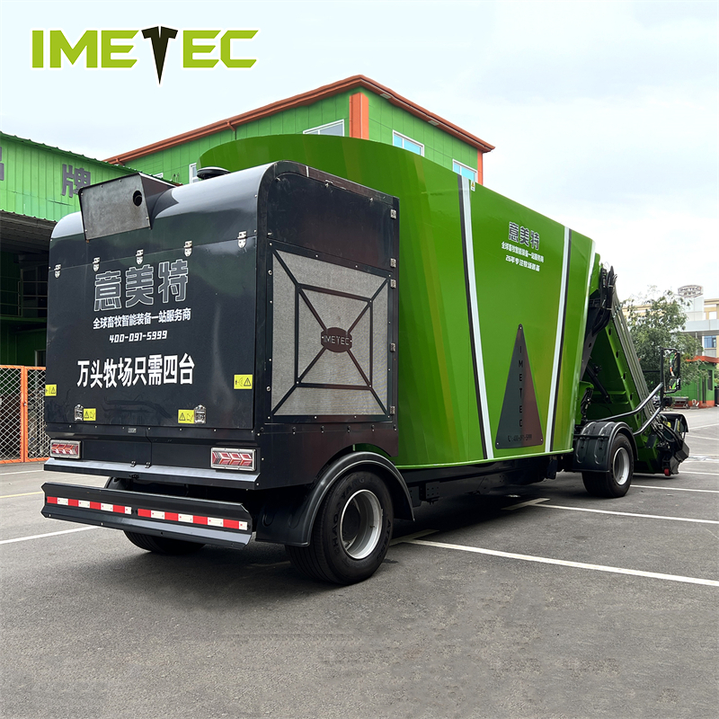 ODM Self Propelled TMR Feed Mixer Wagon Mixer Integrated Mixing Stirring Conveying And Feeding