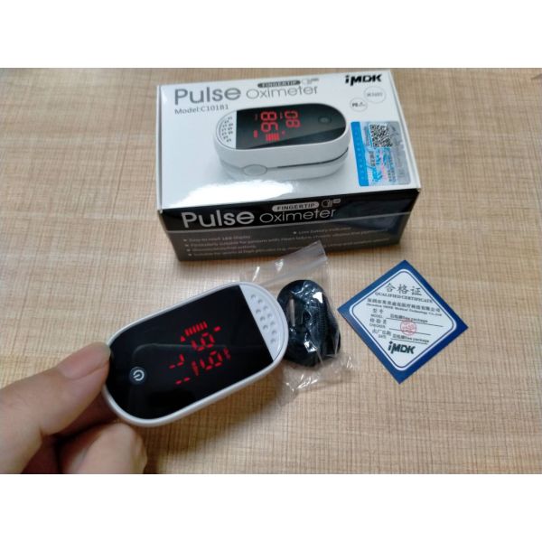 Метр ИМПа ульс пальца сатурации 3.3*2.5cm LCD 60mA кислорода
