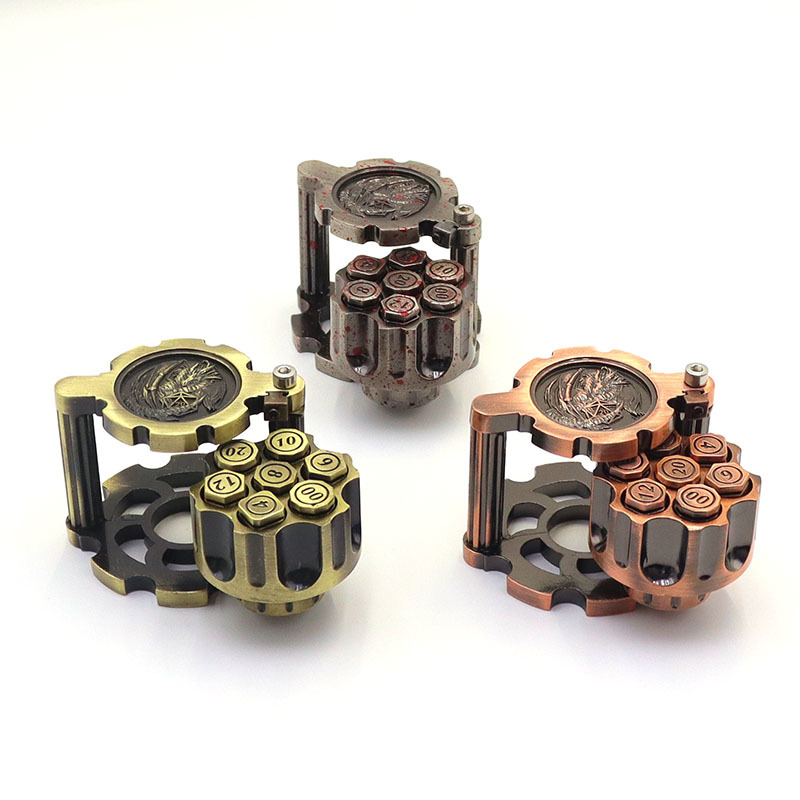 Rotatable Revolver Cylinder Metal Dice Set with Antique Bronze Zinc Alloy Bullet Shaped Polyhedral Dice for RPG Games