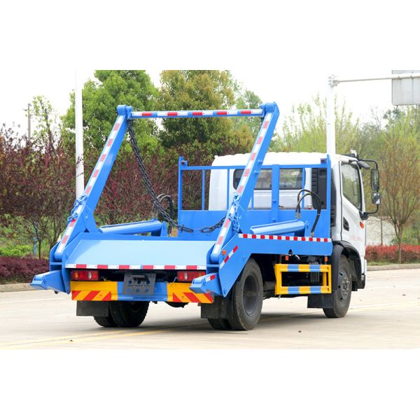 Swing Arm Sanitation Truck 6m³ Large Capacity Waste Bin