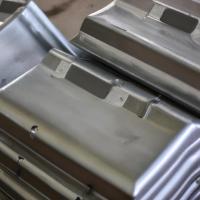 Parties de fabrication d'enceintes métalliques en tôle automobile en acier inoxydable / acier galvanisé