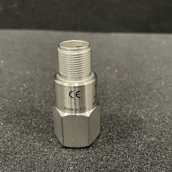 CE620 444-620-000-111-A1-B100-C01 Пьезоэлектрический акселерометр