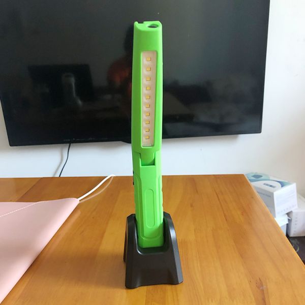 USB Rechargeable 7W GREEN Magnetic LED Work Light with Dimmer Support and GREEN Colo
