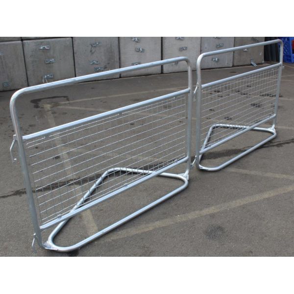 50 x Police Crowd Barrier / Met Barrier Metal Barrier