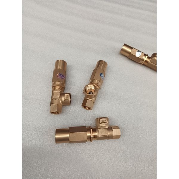 High Precision Water Truck Valve Erosion Resistant Water Pump Valve