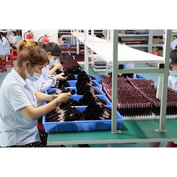 Vegan Synthetic Aluminium Ferrule High End Makeup Brush Set Customized Logo