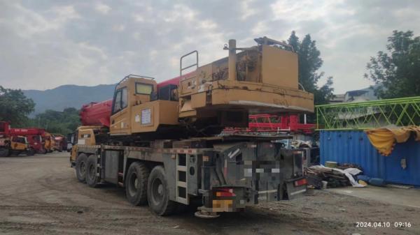 80 tonnes de grue mobile STC800 Service après-vente professionnel et abordable