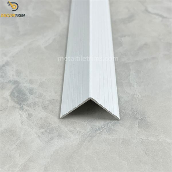 29mm×29mm×1.3mm Wall Corner Protector Strips Pvc 90 Degree Corner