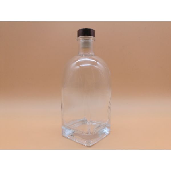 High Flint Glass Material 700ml Long Neck Empty Spirit Bottle for Whisky Liquor 375ml