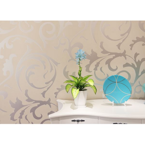 Removable Embossed Vinyl Wallpaper for Living Room , Creamy White Leaf Pattern