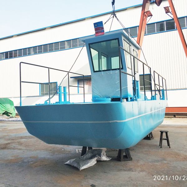 Hydraulic Multifunction Tug Boat with 600HP Power and 15.0m Length for Dredger Service