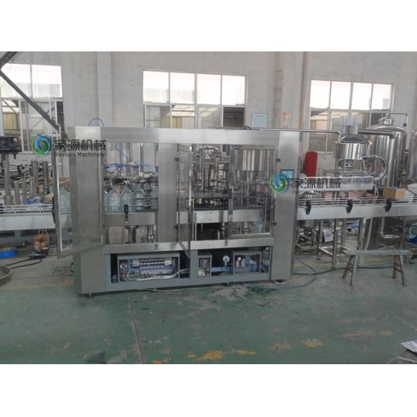 machine de remplissage de bouteilles automatique de l'eau 5L 2500Bph/3 dans 1