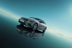 Luxury Rear Wheel Drive Mercedes Electric Cars EQE 350 Zero Emissions