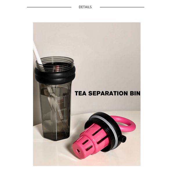 700ml Large Capacity Plastic Water Bottle with Leak-proof Design and Reusable Straw