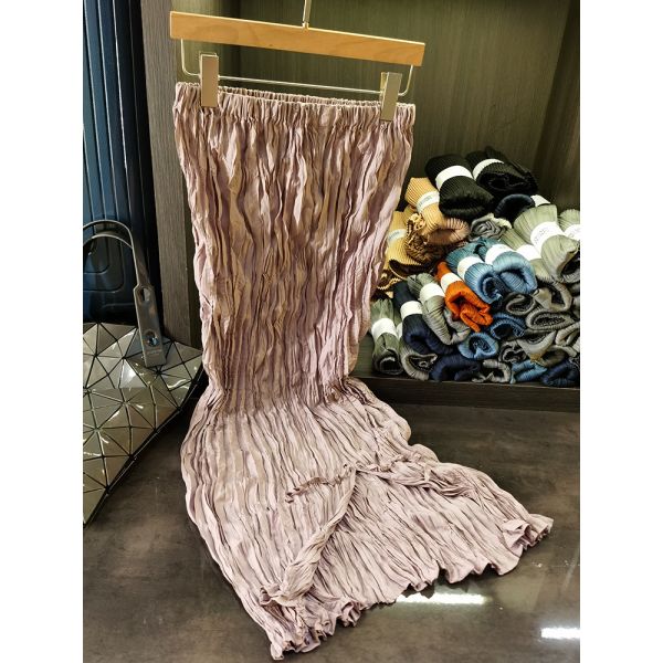 Women's 2025 Spring Fashion Casual Mid-Length Pleated Half Skirt with Elastic Solid Color and Ruffle Decoration