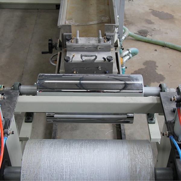 380V 50hz Voltagem PVC Linha de Fabricação de Folhas de revestimento de pedra com garantia de satisfação