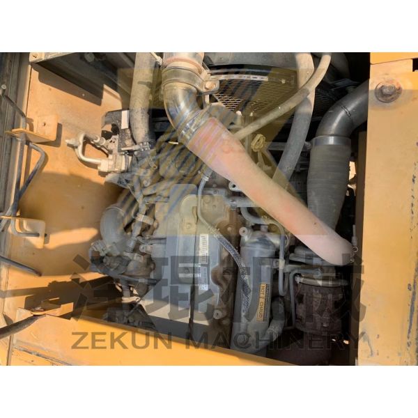 Excavadora Sany SY135C Pro con capacidad de 0.6m3 en Shanghai