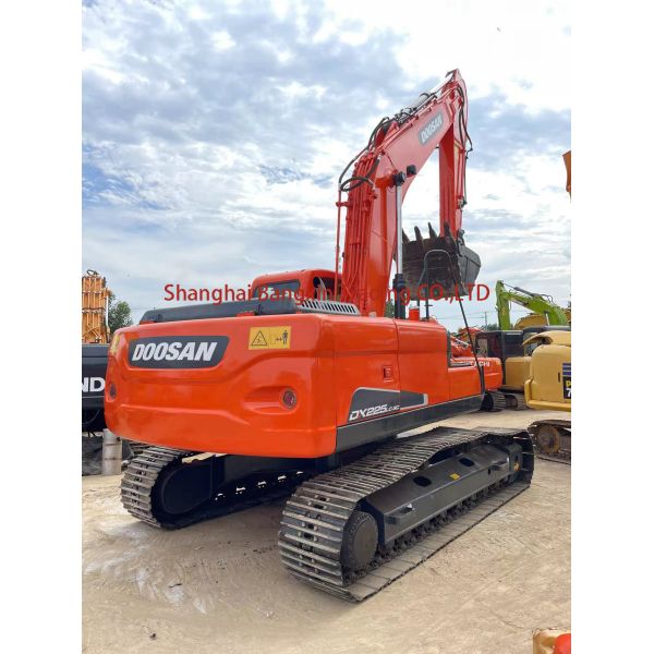 Doosan DH225LC-9 Excavator with 700 Working Hours Used Crawler Construction Machine