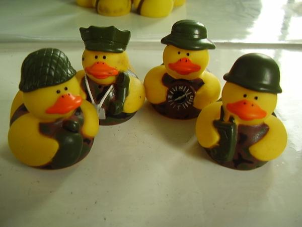 Pirate Rubber Duck Fun Bath Toys For Toddlers , Character Themed Rubber Ducks