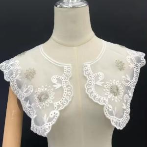 Bordado de tecido de renda Acessórios Hanfu Bordados tridimensionais Nuvem Ombro