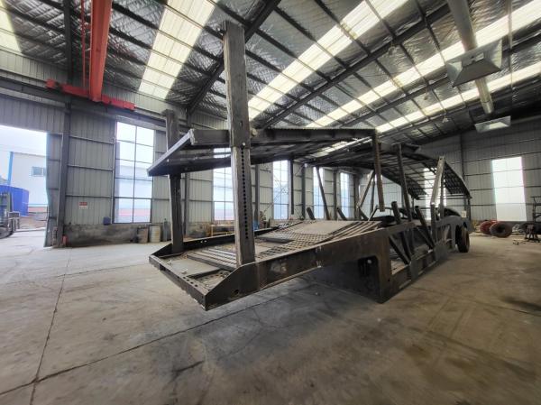 Air Suspension System 2 Axles Car Carrier Trailer for SUV/Pickup Truck Transportation