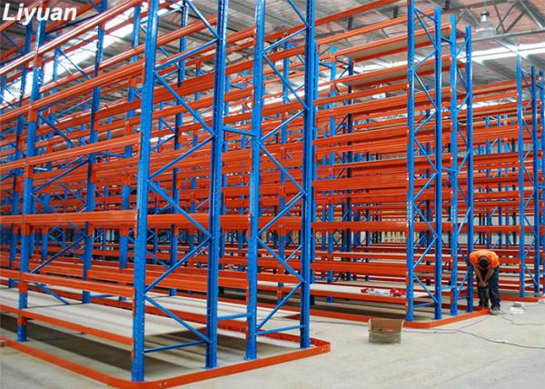 200-1000 quilogramas da soldadura de aço laminada do robô Q235 do corredor racking muito estreito
