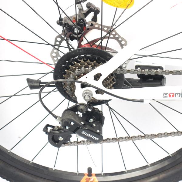 Bicicleta MTB Estrutura de aço travão de disco 21 velocidade 24/26 polegadas bicicleta de montanha estudante